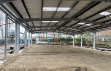 Roof on & floor base down