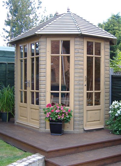 Lawnhouse Range